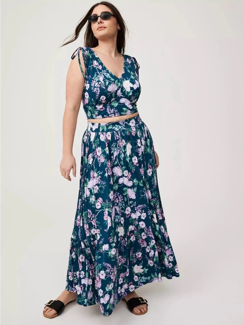 Torrid Size 6 Blue Floral Skirt Set